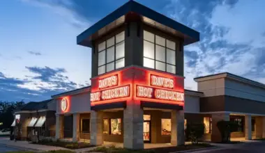 Dave's Hot Chicken announces expansion to Manhattan, other Kansas cities