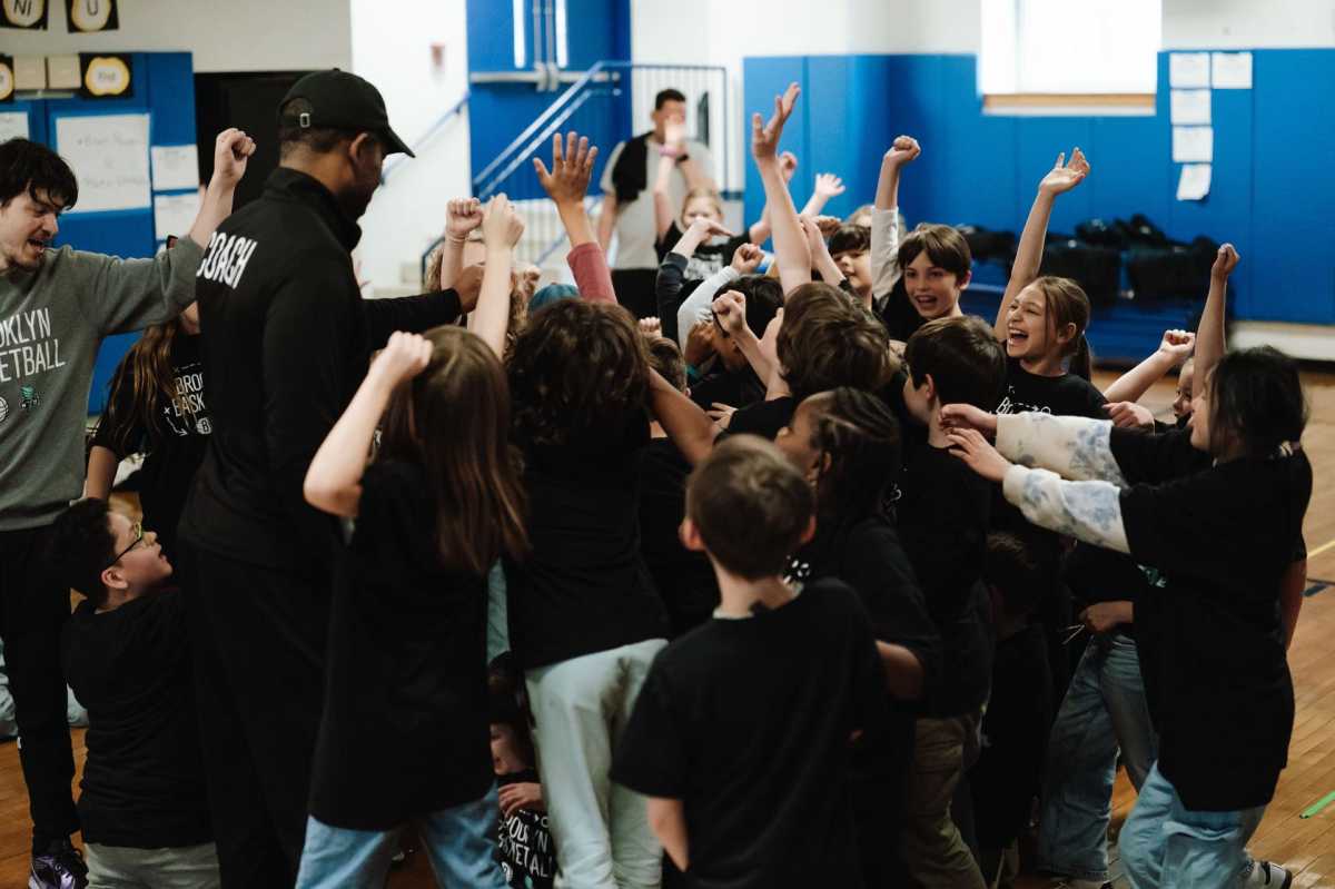 Brooklyn Basketball reaches thousands of students through DOE school clinics • Brooklyn Paper