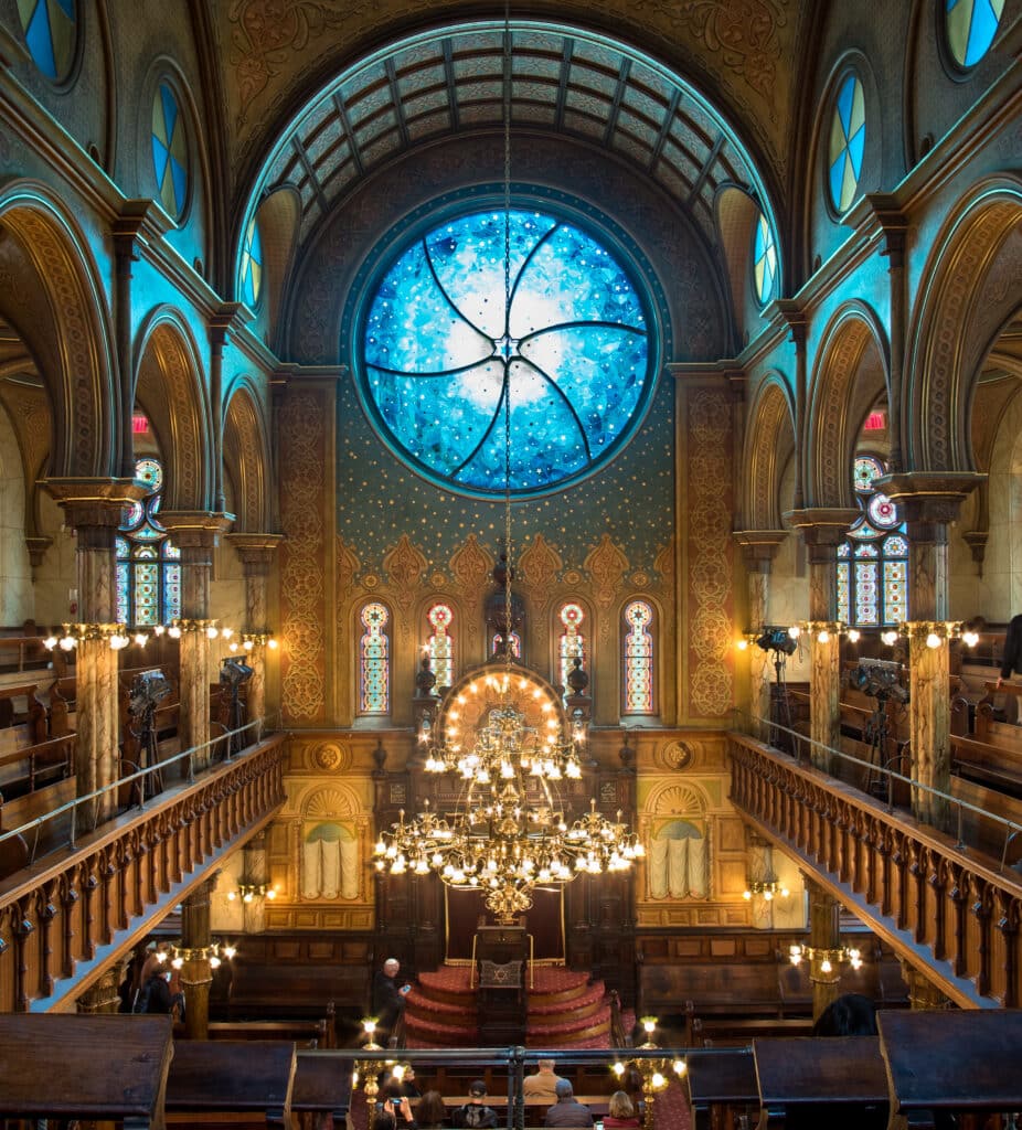 Eldridge Street Synagogue (Wikimedia Commons)