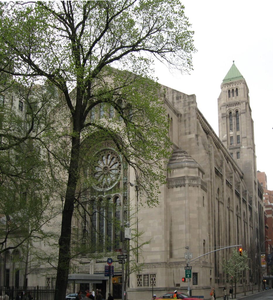 Temple Emanu-El (Wikimedia Commons)