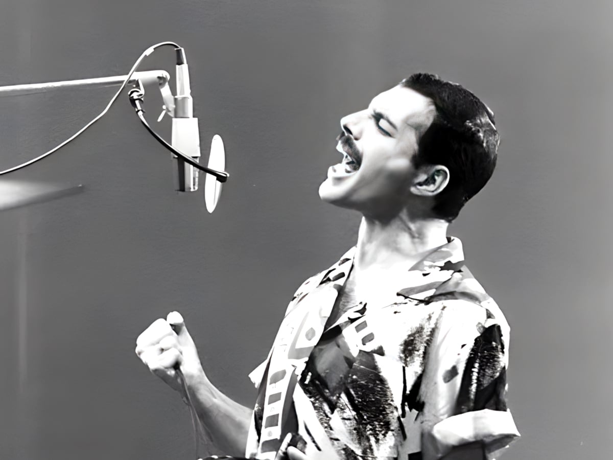 The 1985 Queen song that was filmed as it was being recorded