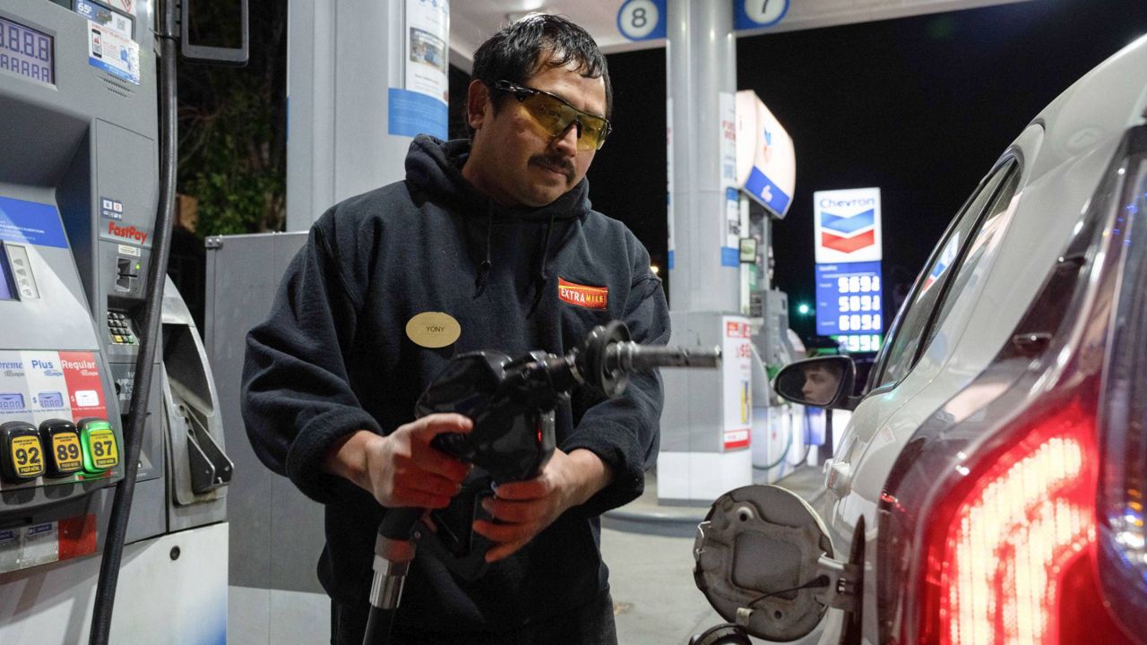 New York leaders for and against federal gas tax holiday
