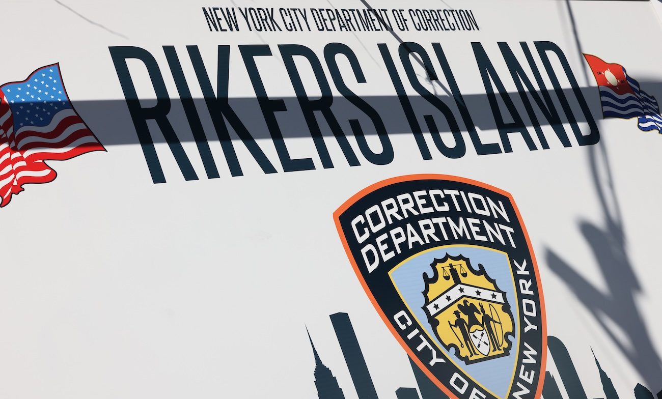 Despite AI call-monitoring concerns, NYC corrections plans to renew $23M telecom contract