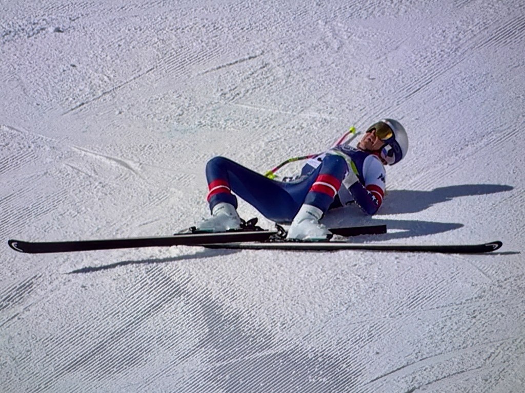Lindsey Vonn of Team United States crashes during the Women's Downhill on day two of the Milano Cortina 2026 Winter Olympics at Tofane Alpine Skiing Centre on February 08, 2026 in Cortina d'Ampezzo, Italy. 
