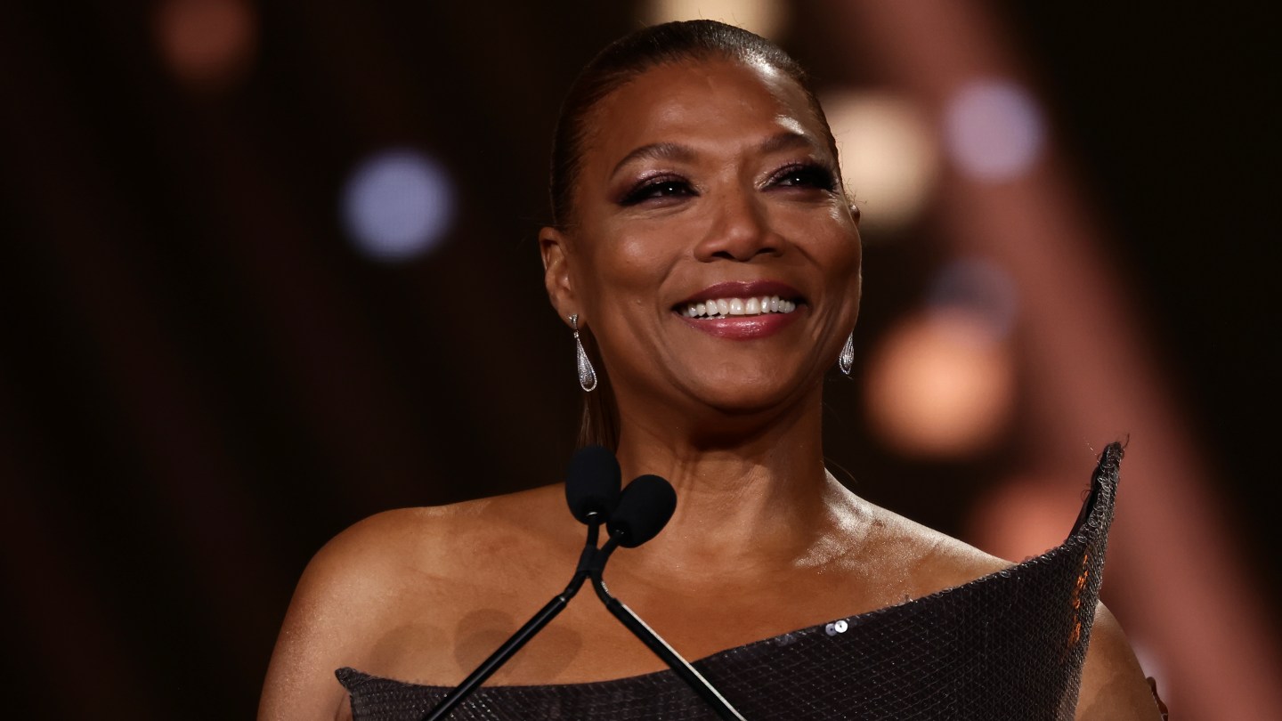 Queen Latifah on Hosting 2026 AMAs: 'You Should Be Able to Have Fun'