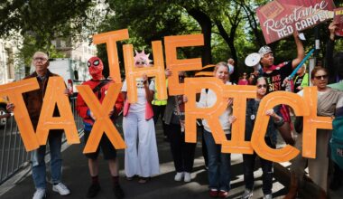 Protesters Clamor Outside of Met Gala Opposing Jeff Bezos' Involvement