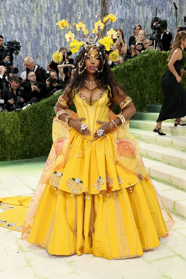 NEW YORK, NEW YORK - MAY 04: SZA attends the 2026 Met Gala celebrating "Costume Art" at the Metropolitan Museum of Art on May 04, 2026 in New York City. (Photo by Jamie McCarthy/Getty Images)