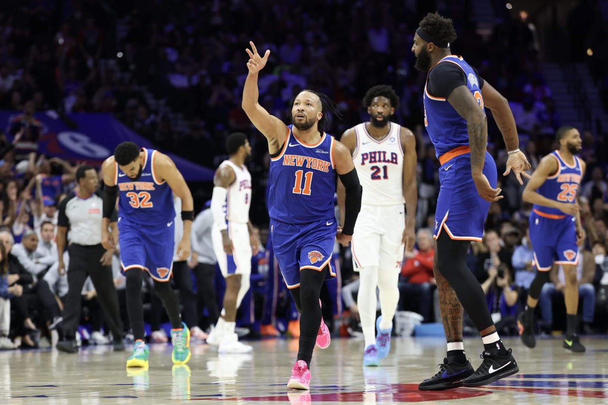 Knicks dismantle 76ers to complete sweep, advance to Eastern Conference finals