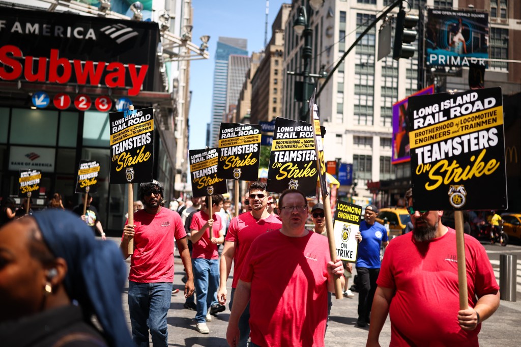 Rail strike snarls NY
