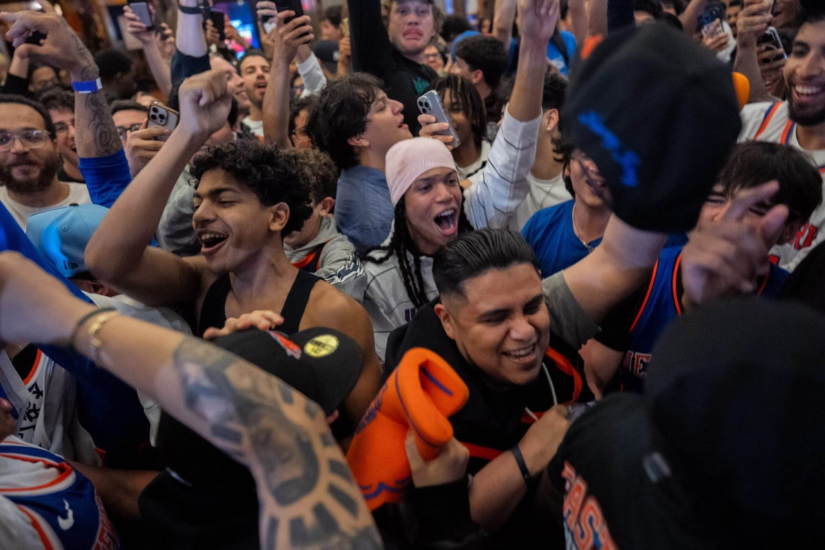 New York Jets’ fans watched the Knicks celebrate — and dreamed of their own breakthrough