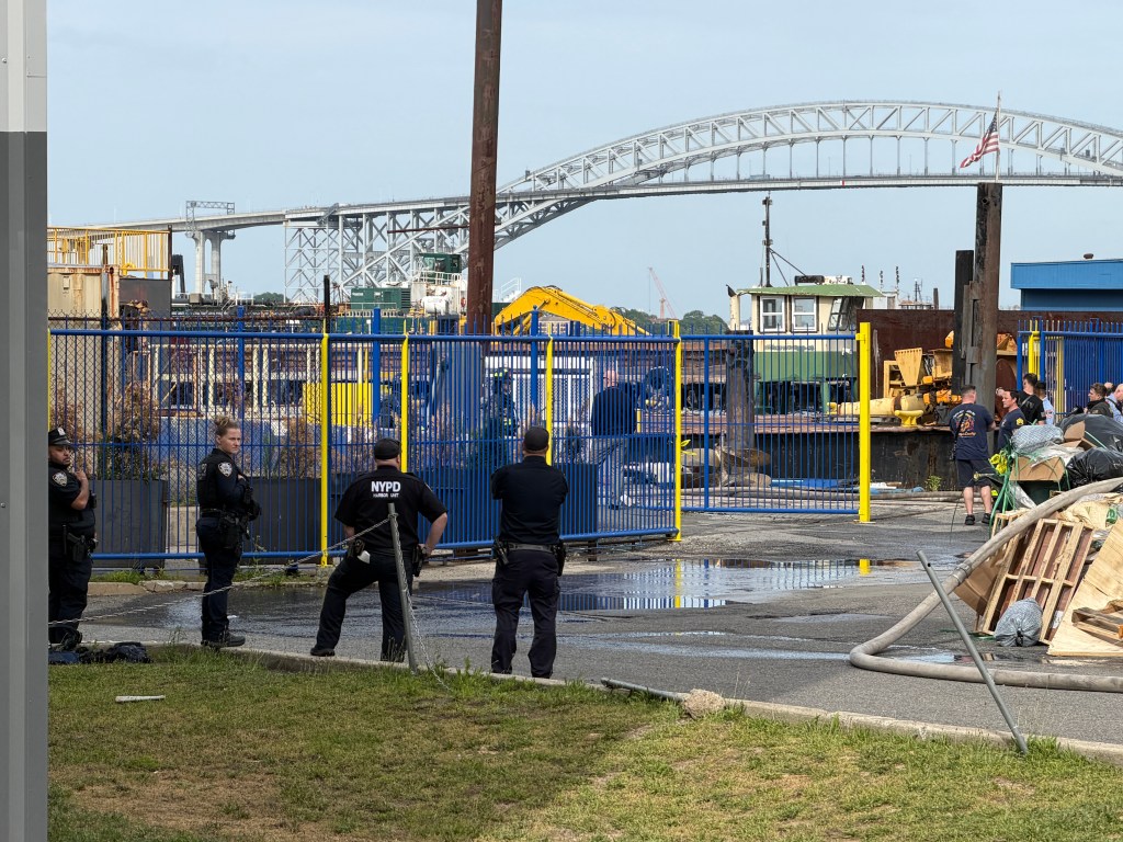 Victim killed in Staten Island shipyard blast identified as worker from Queens