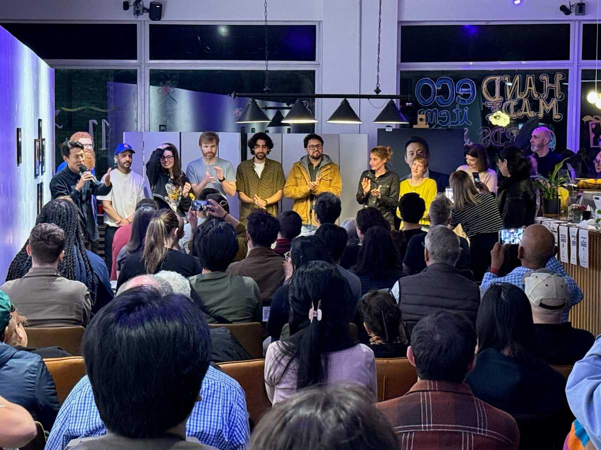 Chuck Park hosts comedy fundraiser for Congressional campaign – QNS