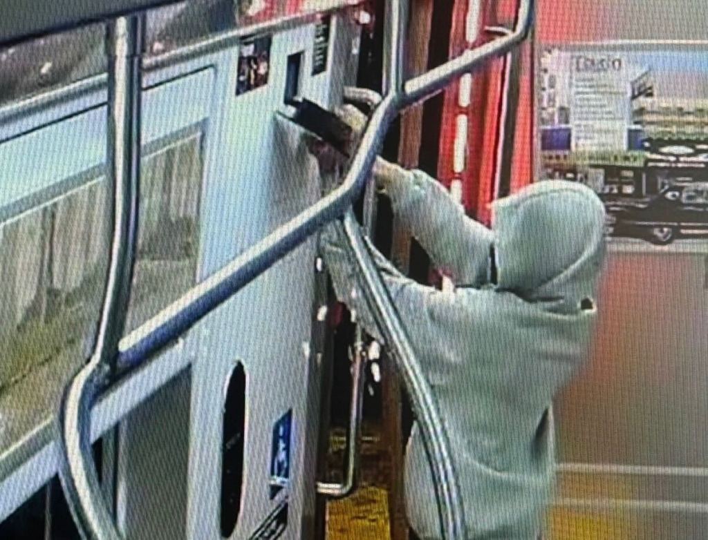 Youth suspected of stealing NYC subway door switch, second train gear theft in week