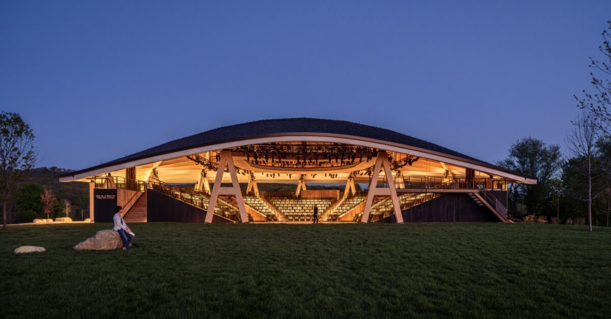 Hudson Valley Shakespeare's Samuel H. Scripps Theater Center Celebrates Opening