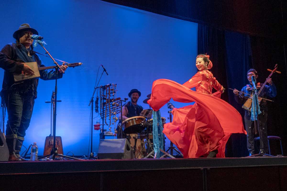 Tuvergen Band rocks out at Flushing Town Hall – QNS