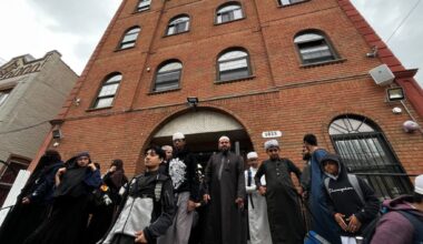 Man hit by egg outside Brooklyn mosque won't let 'hate crime' stop him from praying