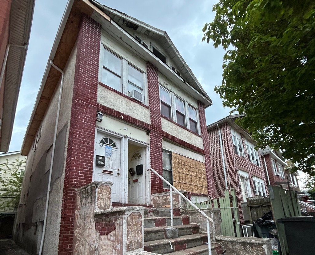 Autistic man, 25, found stranded with dad's decomposing body in Brooklyn