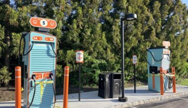 Manhasset civic group shares updates on Apple EV station