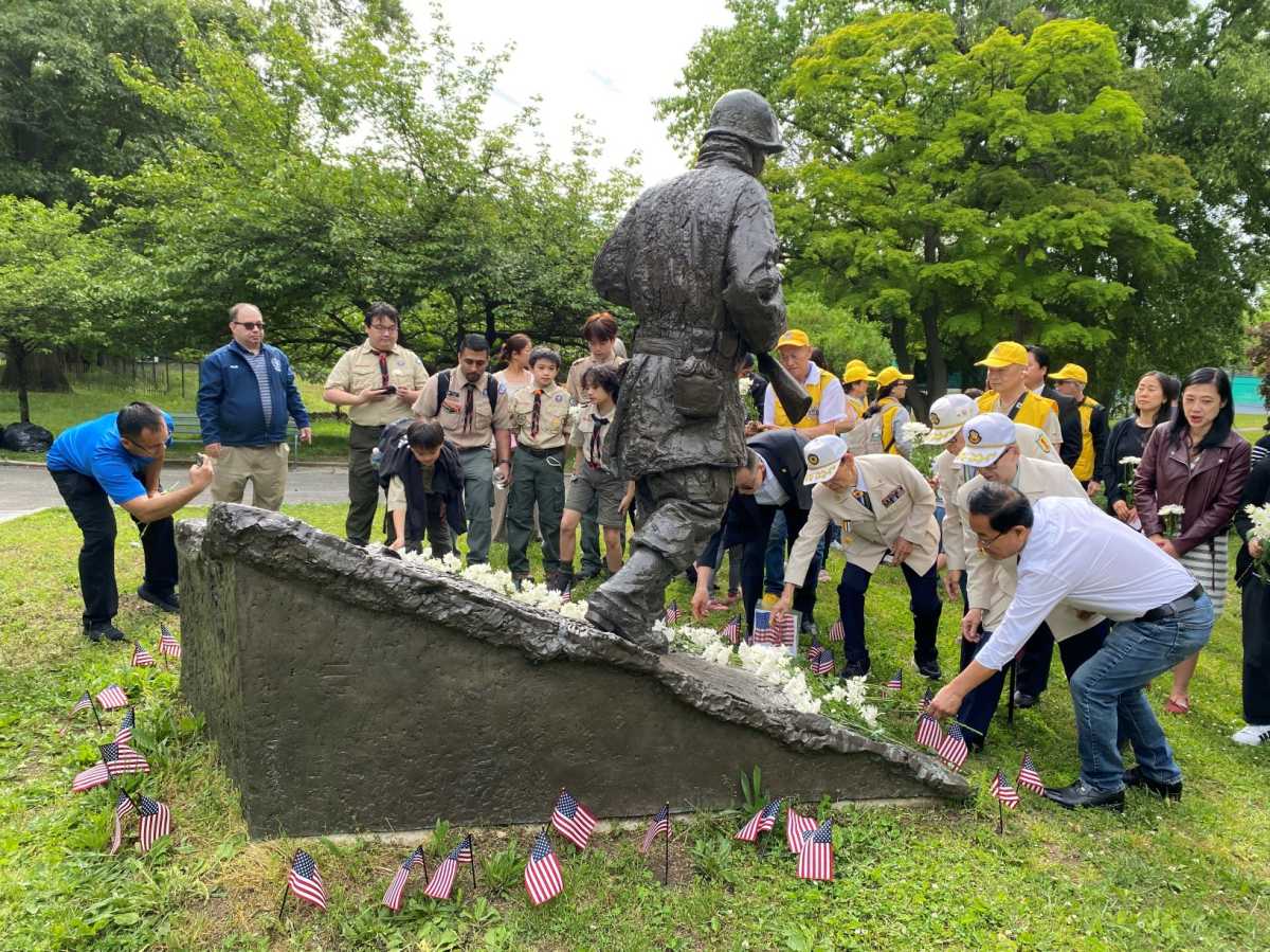 Deputy Leader Sandra Ung hosts Memorial Day observance in Flushing – QNS