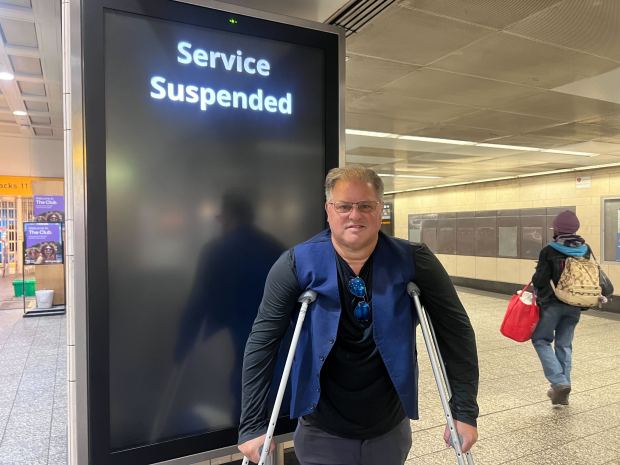 Commuter Steve Vaccaro, 61 was trying to make his way home to LI after flying home from Florida on Saturday morning. (Emma Seiwell/New York Daily News)