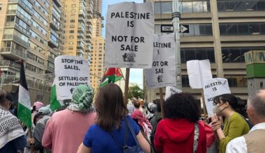 Protesters picket Manhattan synagogue over Israel real estate sale – The Forward