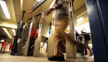 Man, 41, fatally struck by subway at Manhattan's Columbus Circle