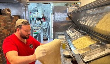 A proposed additive ban could change New York’s pizza and bagels, some say for the better