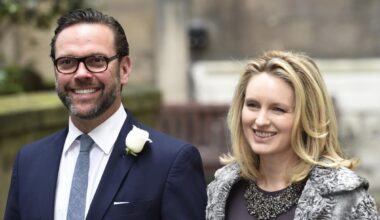 James Murdoch buys New York magazine, Vox.com