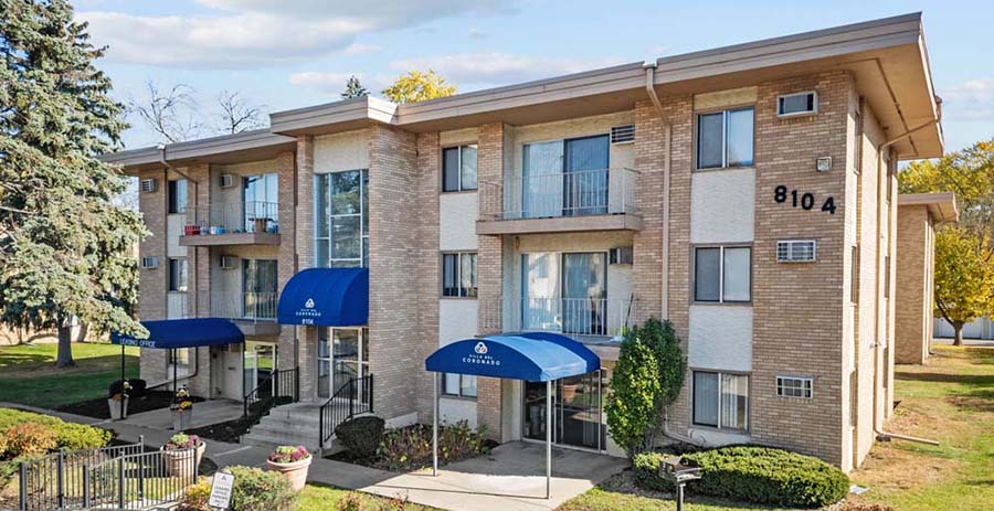 The Villa Del Coronado apartment complex