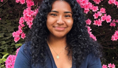 Karen E. Flores Named Graduate Valedictorian at Manhattan University