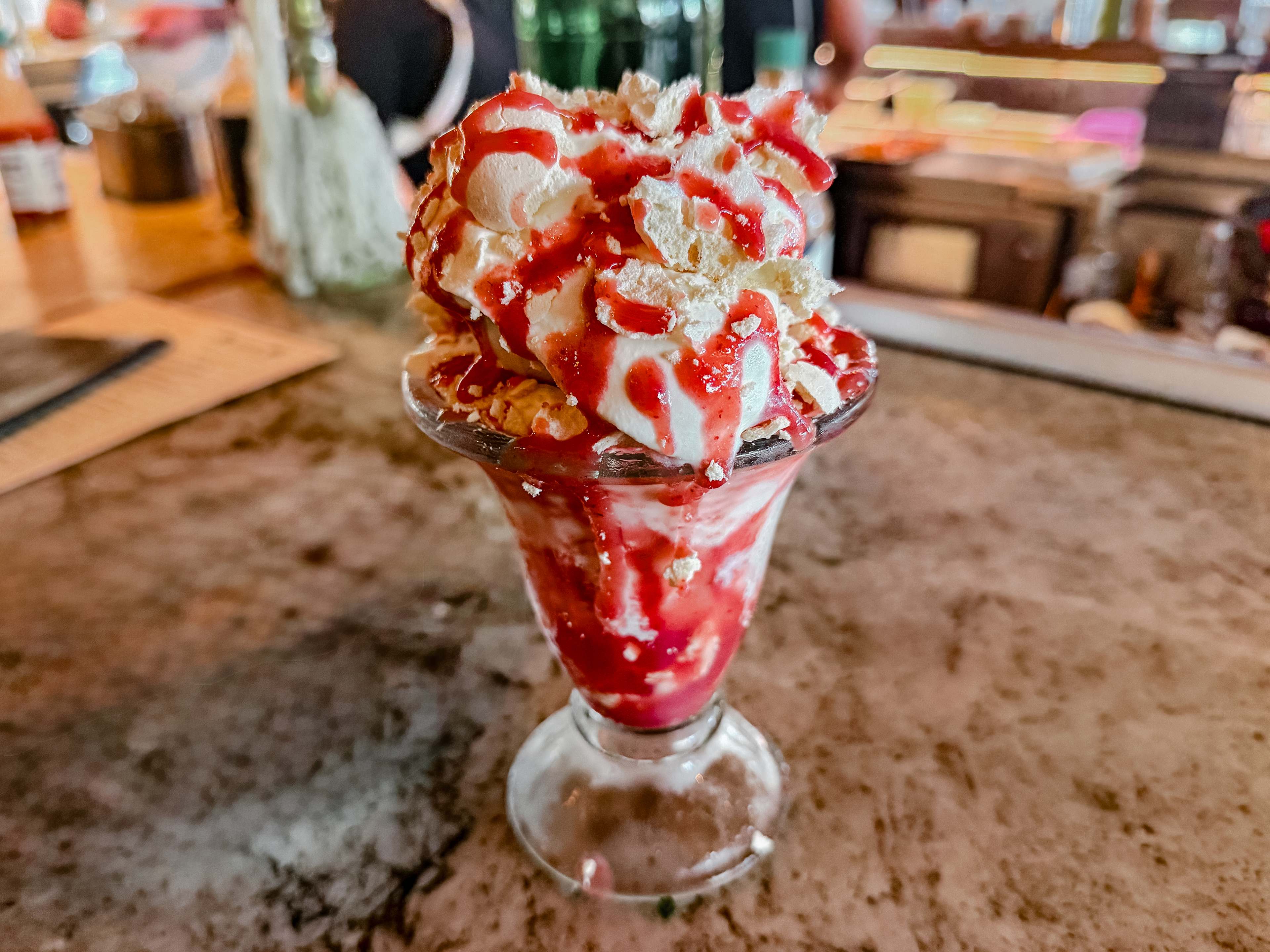 Queen's Raw Bar & Grill image