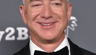 Jeff Bezos Says If Amazon Were Run Like NYC Schools, 'Your Packages Would Take Six Weeks to Arrive' — Plu