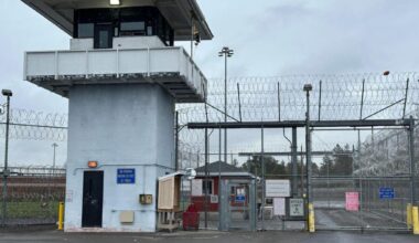 Former prison guard pleads guilty to manslaughter in inmate's fatal beating