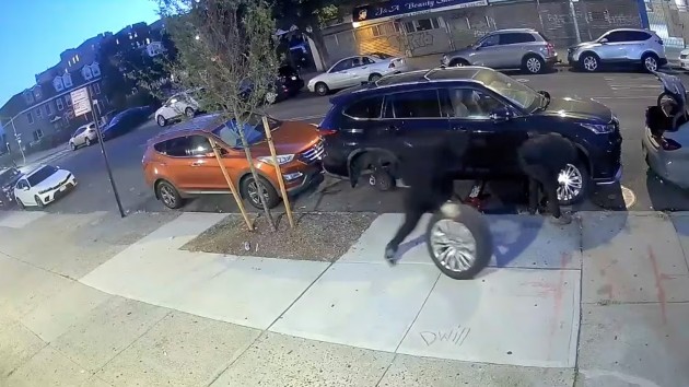'Pit crew' car thieves arrested following over 250 Bronx heists: New York investigators