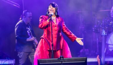 Fort Worth Sings Along With The Divas of Soul and R&B