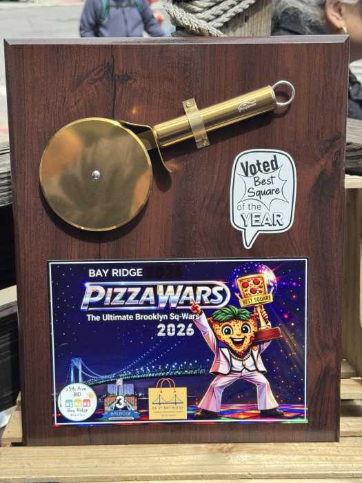 golden pizza cutter