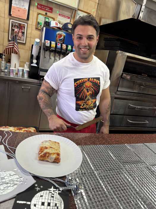 elegante pizza wars