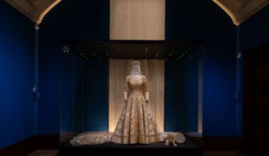 'Queen Elizabeth II: Her Life In Style' Exhibition Extends to April 2027