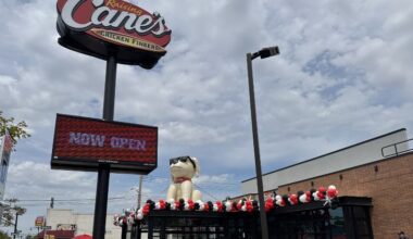 Raising Cane’s opens fifth Queens location in Laurelton, launches its first drive-thru in the borough – QNS