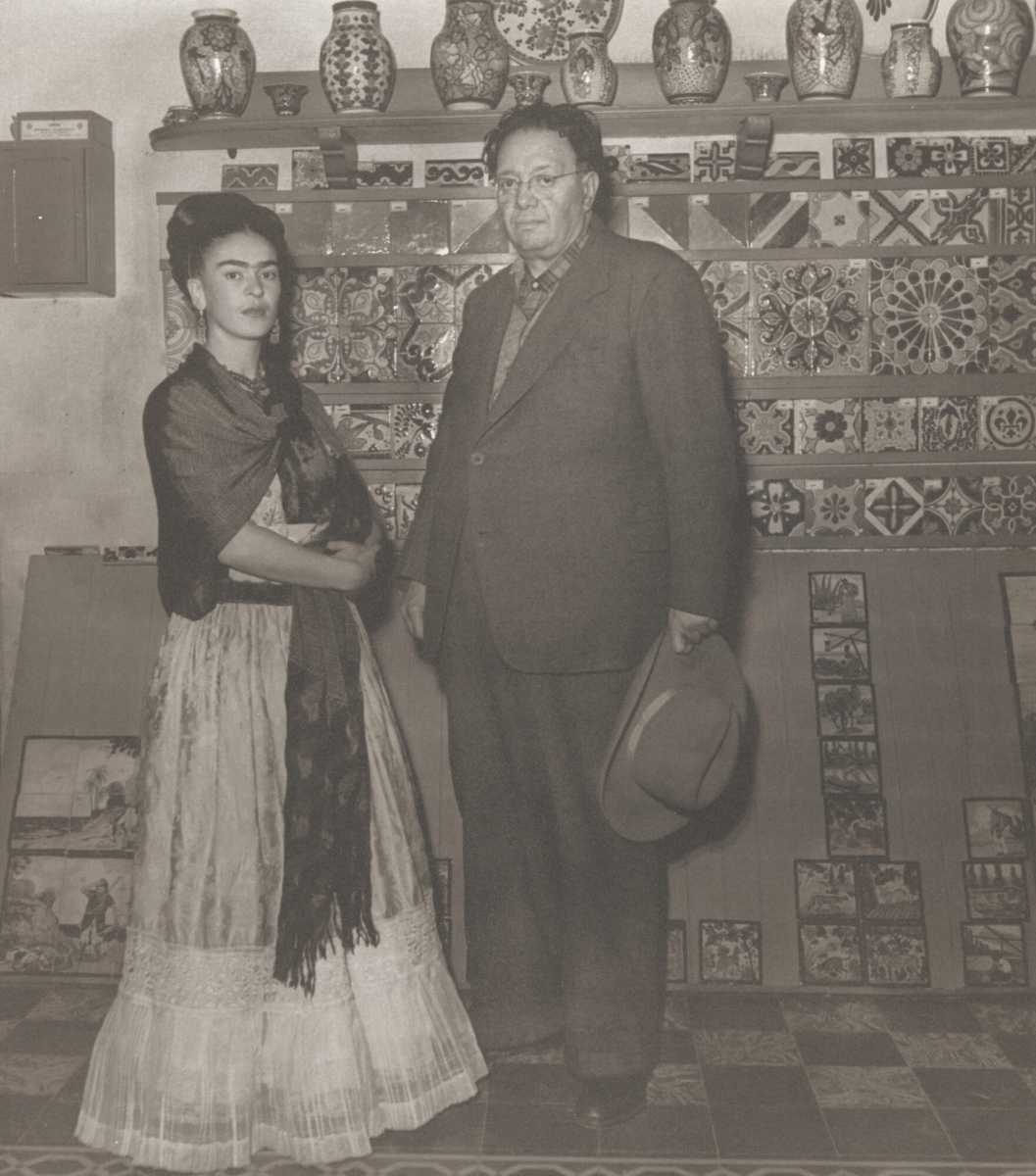 Leo Matiz. Diego Rivera and Frida Kahlo, Mexico. 1946. Platinum/palladium print, 13 3/4 × 12 3/16″ (35 × 31 cm). The Museum of Modern Art, New York. Gift of Alejandra Matiz. Photo: Robert Gerhardt