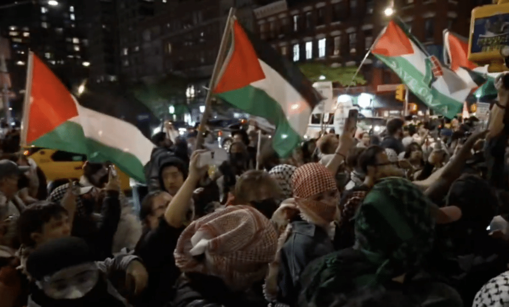 Anti-Israel demonstrators gather outside Park East Synagogue in Manhattan during a protest featuring Palestinian flags and chants calling for Israel’s destruction.