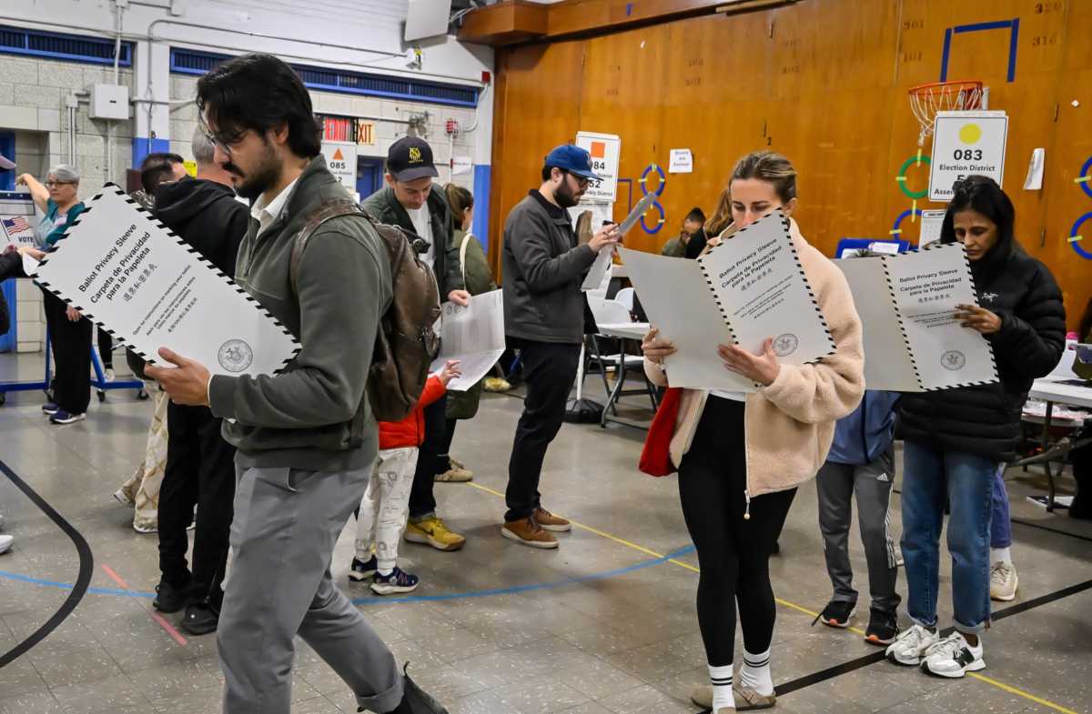 Vast majority of NYC voters think ‘everything seems to be in the dumper’ when it comes to affordability and other key issues, new poll finds