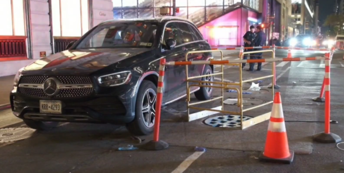 Woman Dies After Falling Into Open Con Edison Manhole in Midtown Manhattan