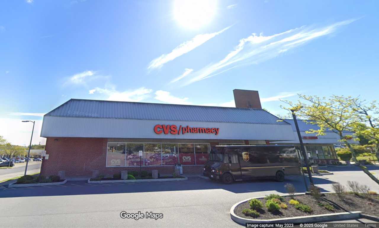 Queens Duo Steal Over $1.5K In Feminine, Cosmetic Products From Westchester CVS: Police