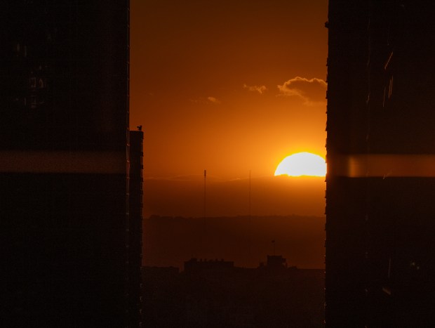 'Manhattanhenge' is pictured from One Times Square on Thursday, May 28, 2026, in Manhattan, New York. (Barry Williams / New York Daily News)