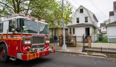 Man dead after fire tears through Queens house