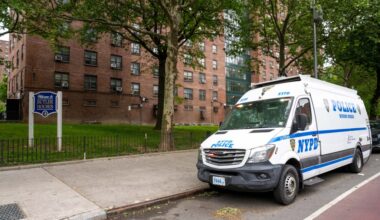 EMTs nearly hit by bullets as Bronx shooter opens fire; teen wounded