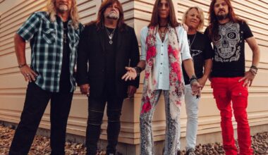 TESLA Shares Cover Of QUEEN's "Spread Your Wings" From Upcoming Album "Homage"