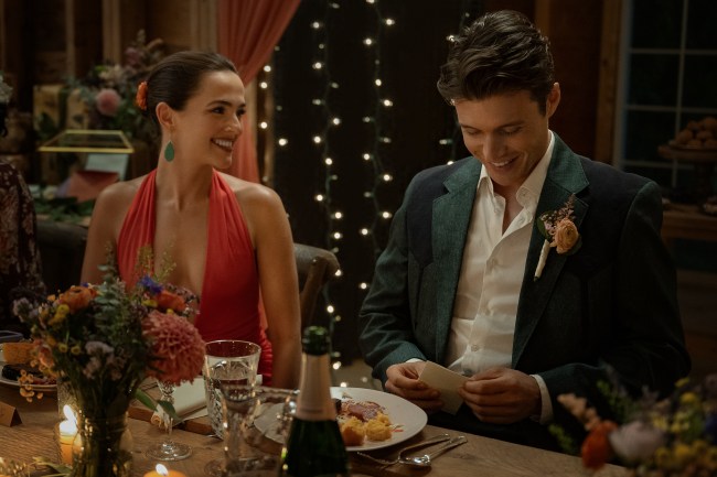 'Voicemails for Isabelle' Trailer: Zoey Deutch Is Modern Rom-Com Queen