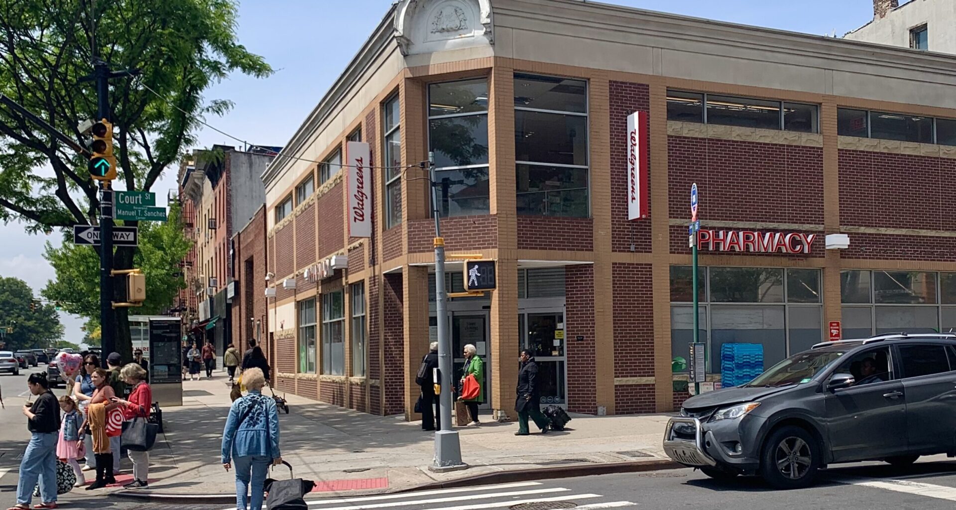 The Walgreens pharmacy at 120 Court St. and Atlantic Avenue in Brooklyn Heights will be closing June 4. Photo: Mary Frost/Brooklyn Eagle